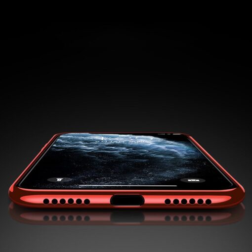 iPhone 11 ümbris silikoonist punaste läikivate servadega 6