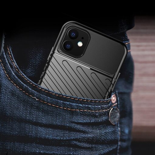 iPhone 11 tugev silikoonist ümbris musta värvi 8
