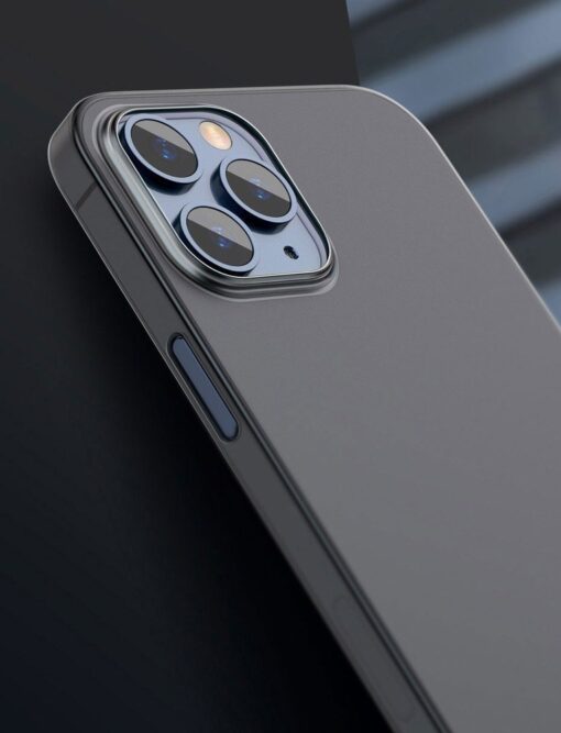 iPhone 12 Pro Max Baseus Wing Case Ultrathin plastikust umbris must 10