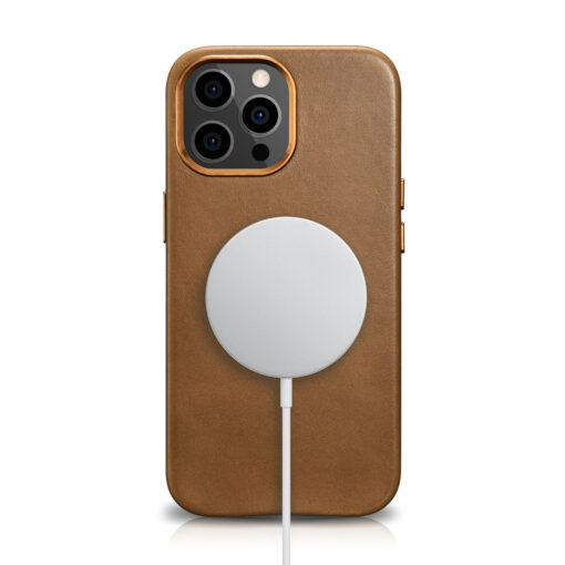 iPhone 13 Pro nahast MagSafe umbris Oil Wax pruun
