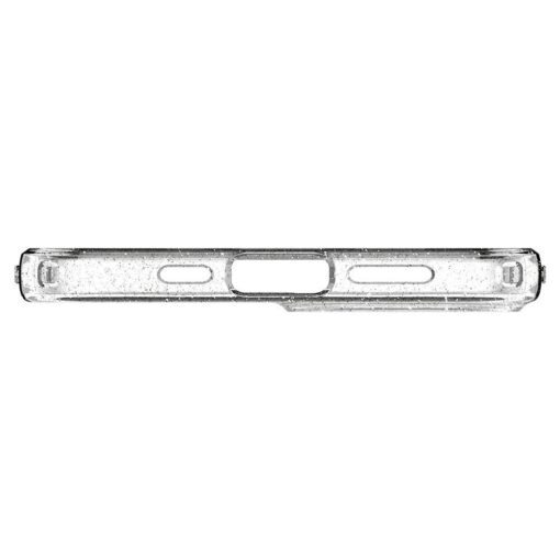iPhone 13 umbris Spigen Liquid Crystal silikoonist labipaistev sadelev 6