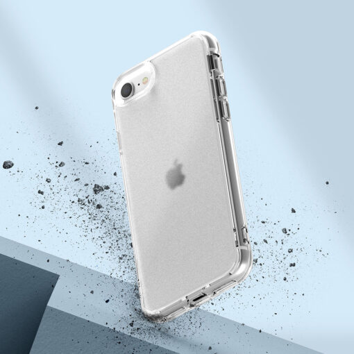iPhone 78SE 2020 umbris Ringke Fusion silikoonist raamiga ja plastikust tagusega labipaistev 4