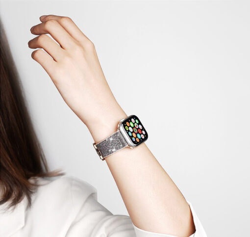 Kellarihm Apple Watch 424445mm silikoonist ja kunstnahast sadelev roheline 4