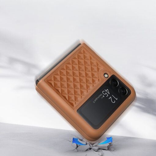 Samsung Galaxy Z Flip 3 kaaned nahaga kaetud Dux Ducis Venice Leather pruun 6